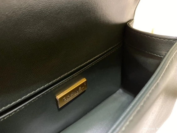 Hyper Peter BOY BAG 20CM CHANEL 0716